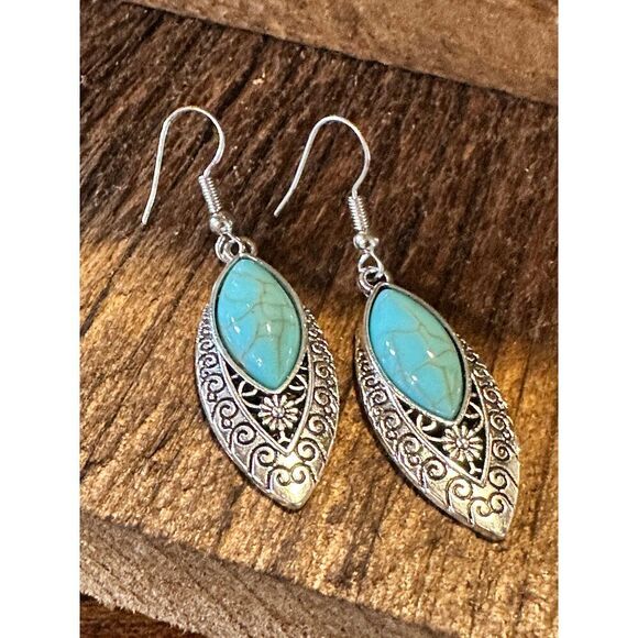 Boho Vintage Chic Southwestern Dangle Wire Earrings, Turquoise Stone, Gift Box - Picture 6 of 10